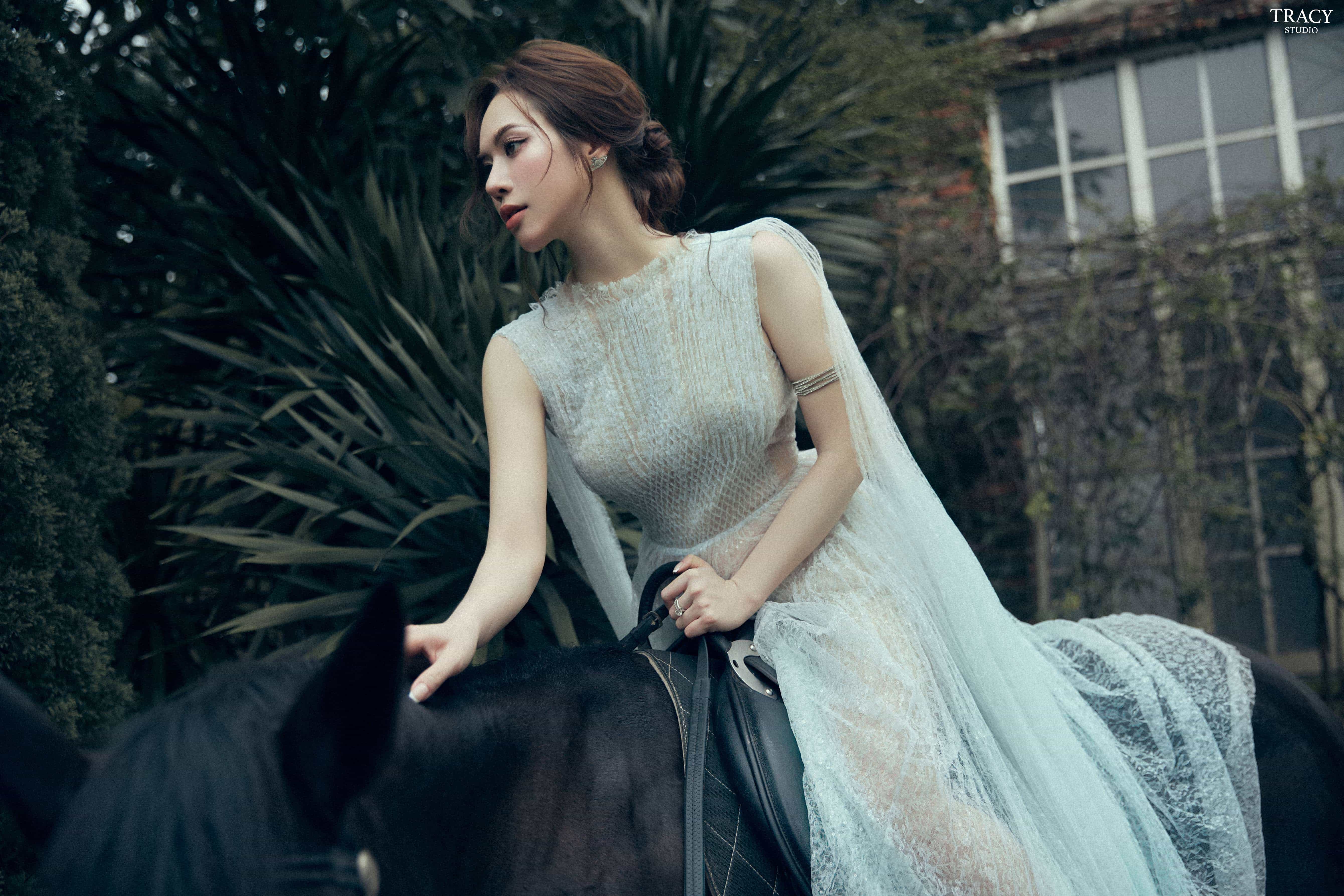 tracy studio chụp concept outdoor ngựa